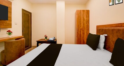 Super Townhouse Gomti Nagar Station Formerly Budget In Room Type - Deluxe
