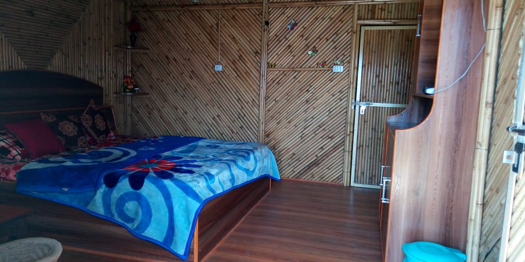 Hotel Haveli Bamboo Huts - Tap to explore photos