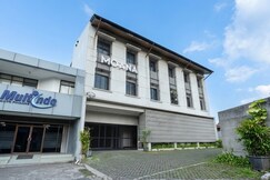 Colletion O near Living Plaza Cirebon formerly Moana Residence