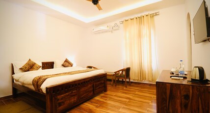 Hotel Aditya Inn, Maihar Room Type - Super Deluxe AC Room