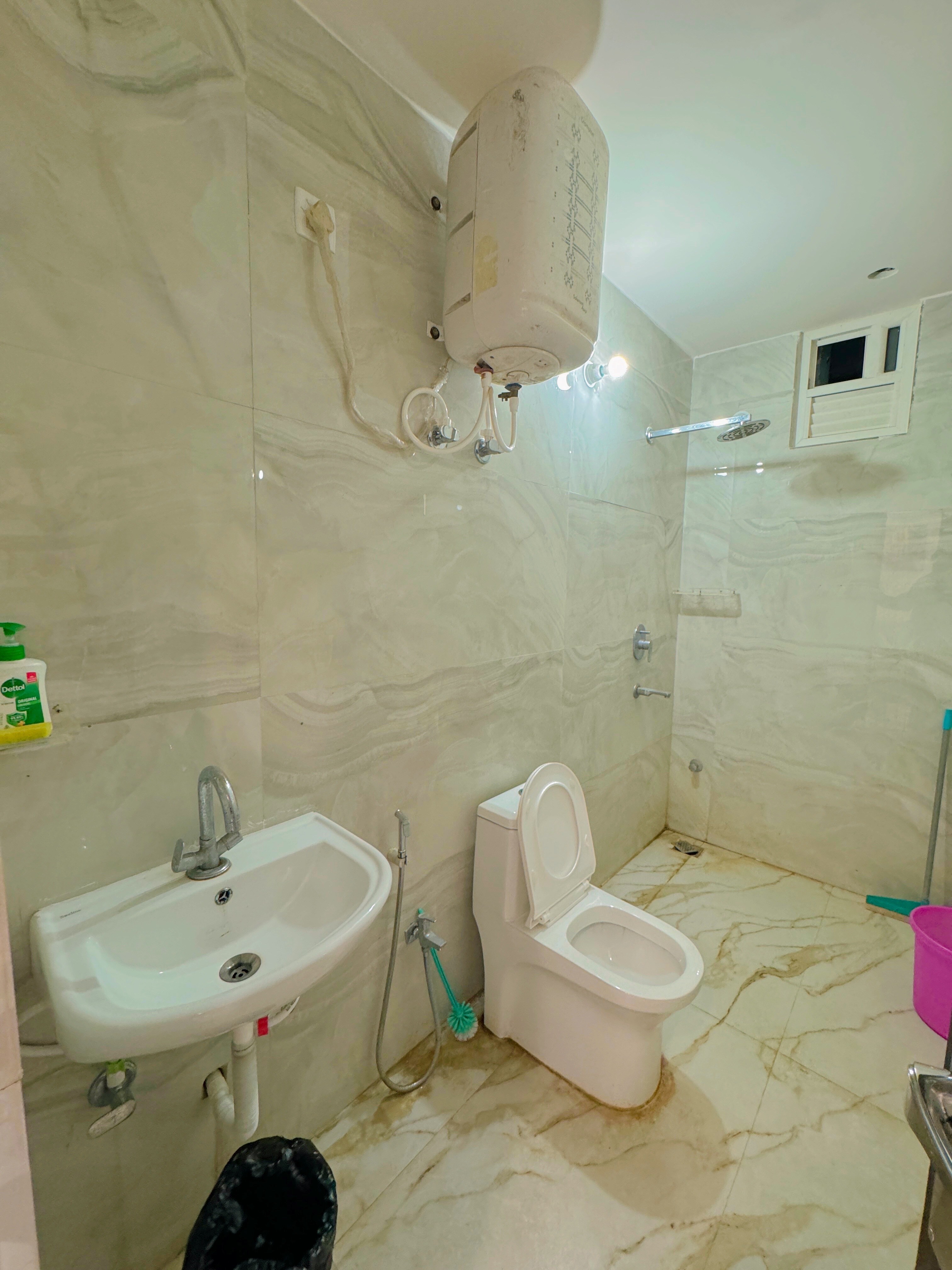 Peaceful Suite: Luxury with Balcony & Washroom - Tap to explore photos