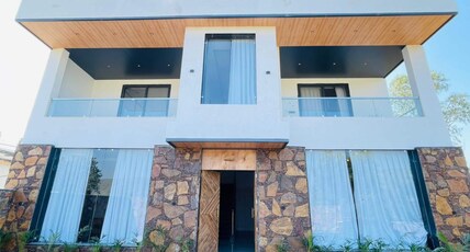 Udaipur luxury 3BHK Villa with Private Pool Lawn Room Type - Udaipur luxury 3BHK Villa with Private Pool Lawn