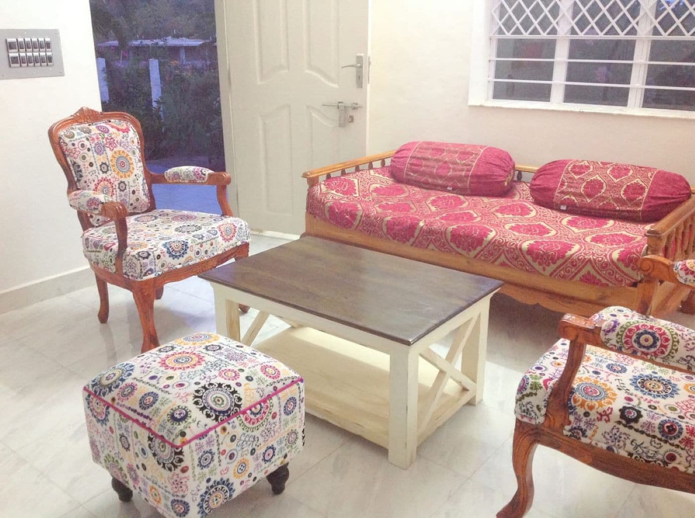 Sai & Shreeyas Holiday cottage - Tap to explore photos