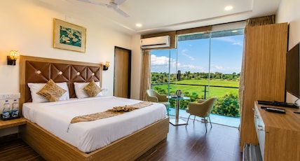 Carina Retreat Resort Room Type - Super Deluxe Room with Balcony Carina Retreat Resort Room Type - Super Deluxe Room with Balcony