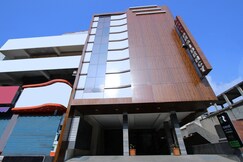 Itsy Hotels Jansi Residency