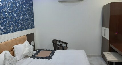 Hotel VIVEK PALACE Room Type - Master Deluxe AC Room