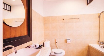 Al's Resort Room Type - Villa Suite