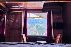 Hotel Himani Pangoot