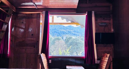 Hotel Himani Pangoot Room Type - Luxury Cottage Room