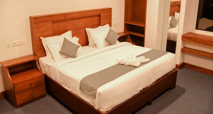 MPS Royal Suites Room Type - Executive AC Suite