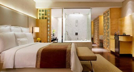 JW Marriott Chandigarh Room Type - Deluxe King with Bathtub
