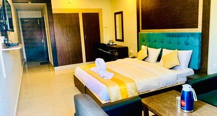 HOTEL RELIANCE Room Type - DELUXE ROOM