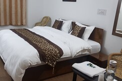 Shivani Homestay | Rooms & Kitchen
