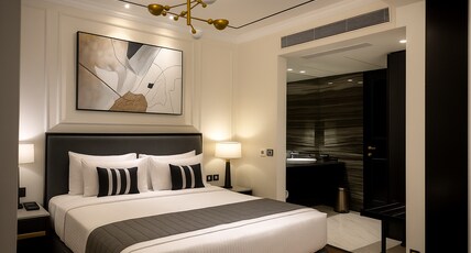Aauris Kolkata Room Type - Luxury Suite Room