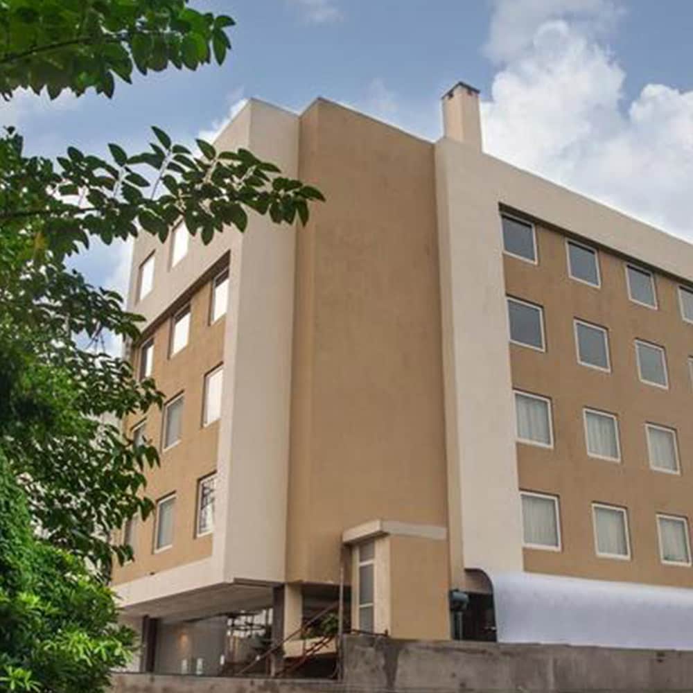 Hotel Vikram Palace - Tap to explore photos