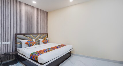FabHotel Crystal Zee Room Type - Deluxe Room