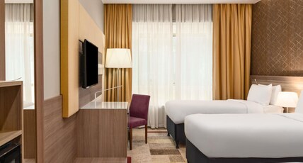 Mercure Makkah Aziziah Room Type - Classic Triple Room Mercure Makkah Aziziah Room Type - Classic Triple Room