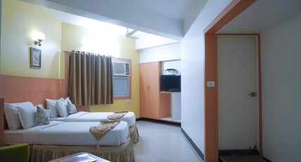 Hotel Ashish Palace Room Type - Deluxe Room