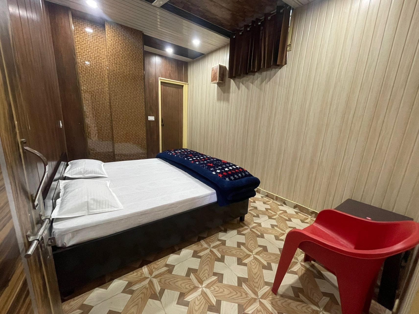 Aloraa Homes | Entire 3 BHK Villa - Tap to explore photos
