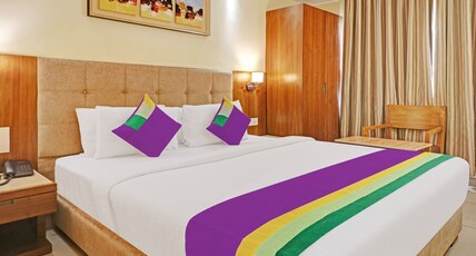 HOTEL PARK N Room Type - Executive Room - King Size Bed