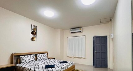 Vista Residence Room Type - Twin Room with Balcony