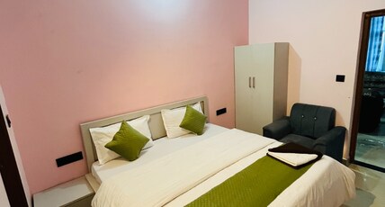 Shri Jagannath Palace Room Type - Standard Room