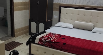 Hotel Raj Mahal Room Type - Deluxe AC Room