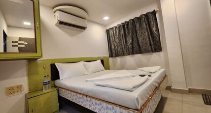 New Brick Hotel Room Type - Deluxe Room