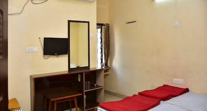 Mamata Residency Room Type - 3 Bed  non AC (Family Room)