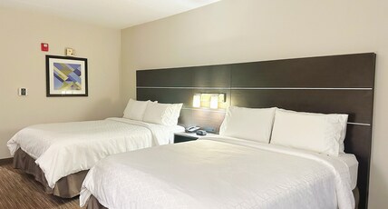 Holiday Inn Express & Suites Prospect Heights Room Type - 2 Queen Standard