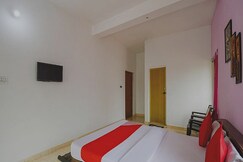 Hotel O Purple Inn Bahadalpur Railway Station