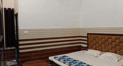 Hotel R.K. Palace Room Type - Bedroom 104
