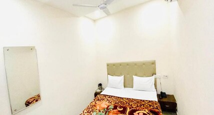Mm castle Room Type - Deluxe Room