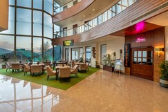 Coral Resort and Spa, Centrally Heated Mountain Side Resort