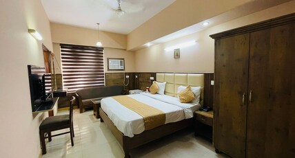 Maharaja Hotel Room Type - Luxury Room
