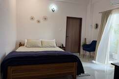 TRAVELLERS HAVEN- Airport Homestay