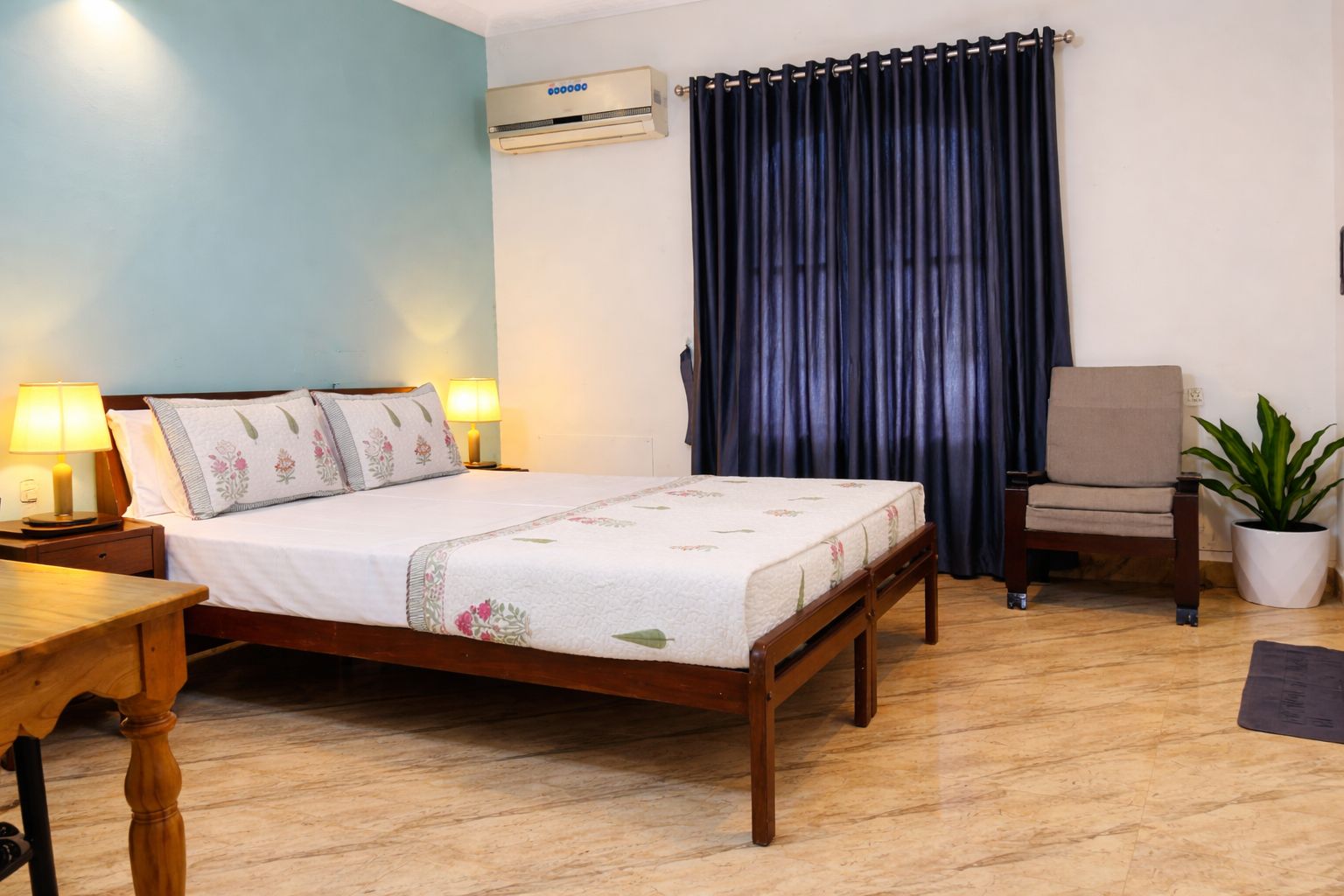 Hotel Sonetta Residency - Tap to explore photos