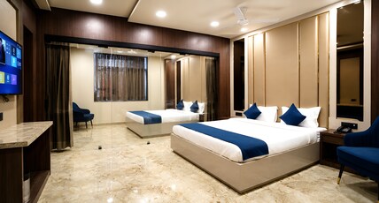 Hotel Rich Comfort Room Type - Family Luxury Suite AC