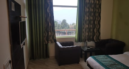 ROYAL BREEZE HOTEL & RESTAURANT Room Type - Double Deluxe Room With Mountain View Balcony ROYAL BREEZE HOTEL & RESTAURANT Room Type - Double Deluxe Room With Mountain View Balcony