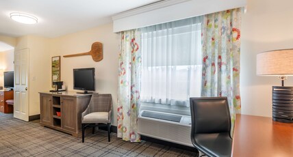 Best Western Plus University Park Inn & Suites Room Type - Suite-1 King Bed, Non-Smoking, Executive Room, Sofabed, Microwave And Refrigerator, High Speed Inter Best Western Plus University Park Inn & Suites Room Type - Suite-1 King Bed, Non-Smoking, Executive Room, Sofabed, Microwave And Refrigerator, High Speed Inter
