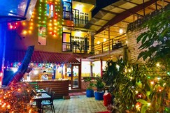 Doors Hotel Thamel