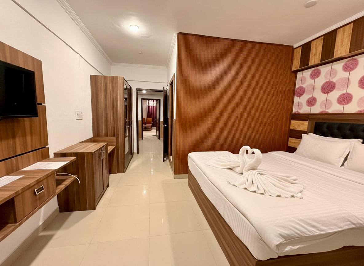Triden Kashmir Resort - Tap to explore photos