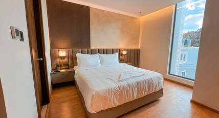 F HOTELS Room Type - Executive Room Twin or Double Room