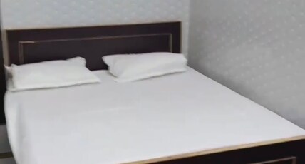 Om Sai Hotel Room Type - Bedroom 4