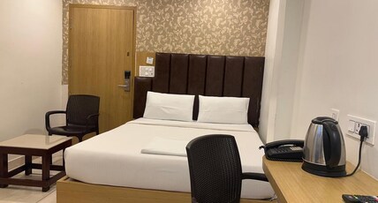 A GRAND HOTEL (A UNIT OF HIMALAYA GROUP) Room Type - Deluxe Room