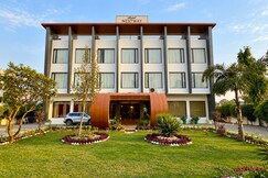 Address of HOTEL NESTWAY  (REFINERY ROAD)