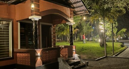 Betel Brooks Resort, Kanthalloor Room Type - Cottage with Garden View