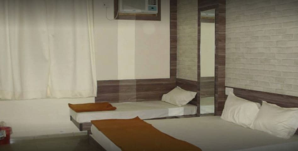 Hotel Sharda Resort - Tap to explore photos