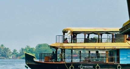 White Rose House Boat Room Type - 3 Bedroom Deluxe Private Houseboat - AC from 9 PM to 6 AM White Rose House Boat Room Type - 3 Bedroom Deluxe Private Houseboat - AC from 9 PM to 6 AM