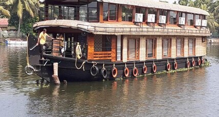 Kerala Marigot Cruise Houseboat Room Type - Sharing Room Houseboat